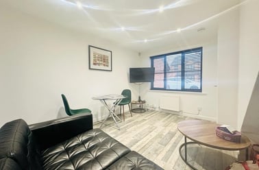 Heron Drive, Lenton, Nottingham - Image 3